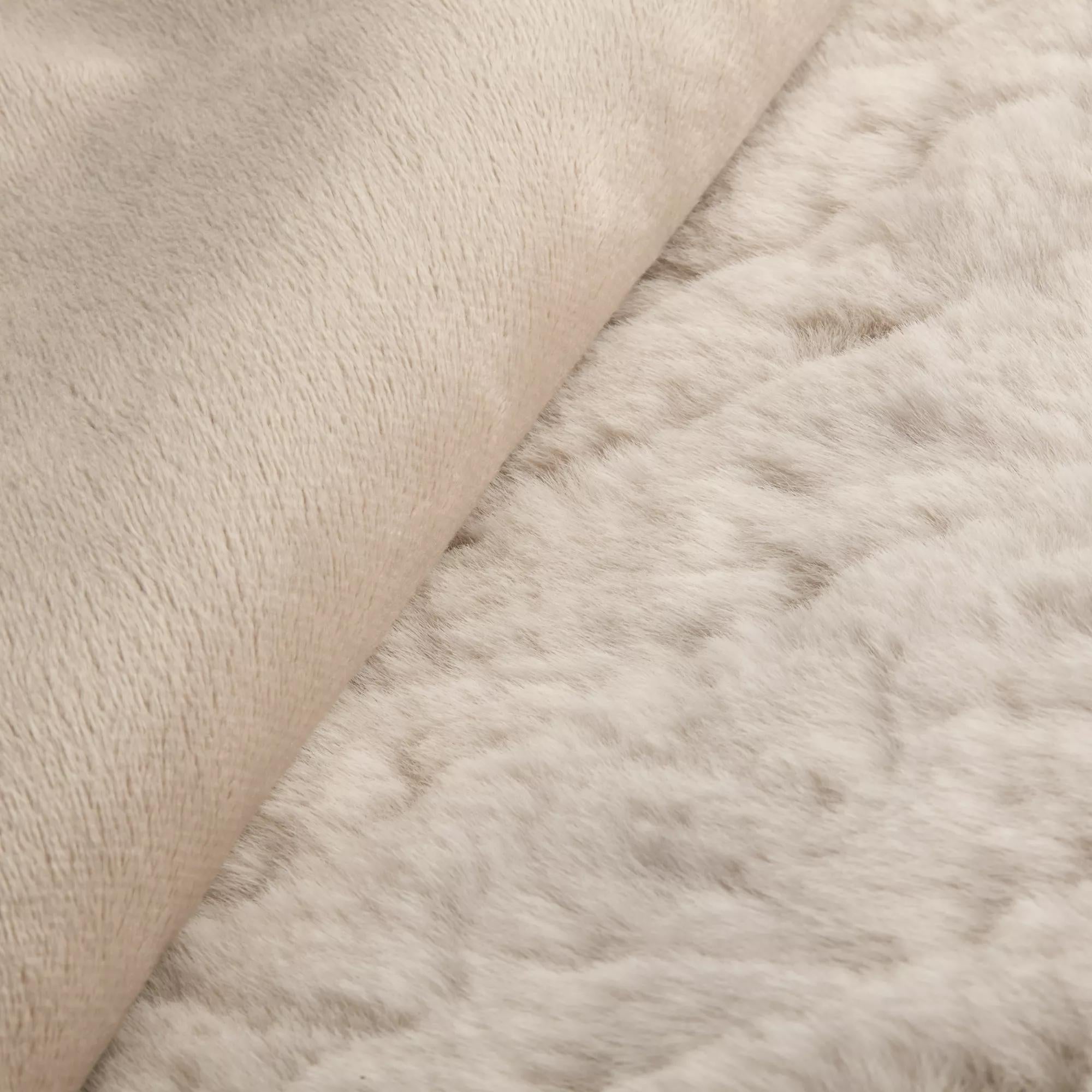 Oatmeal Sheep Faux Fur Throw mysite