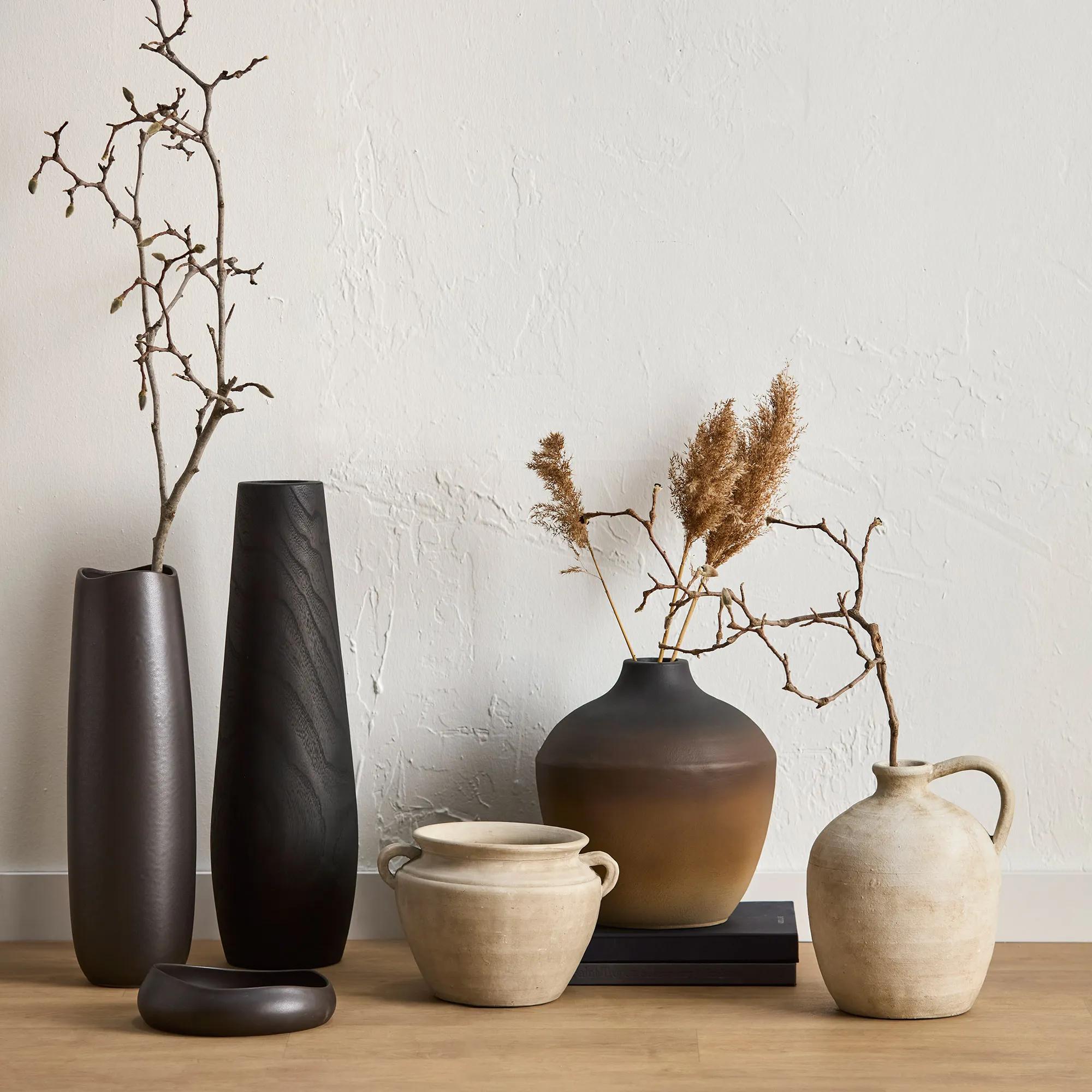 Ceramic Table Vase with Handle mysite