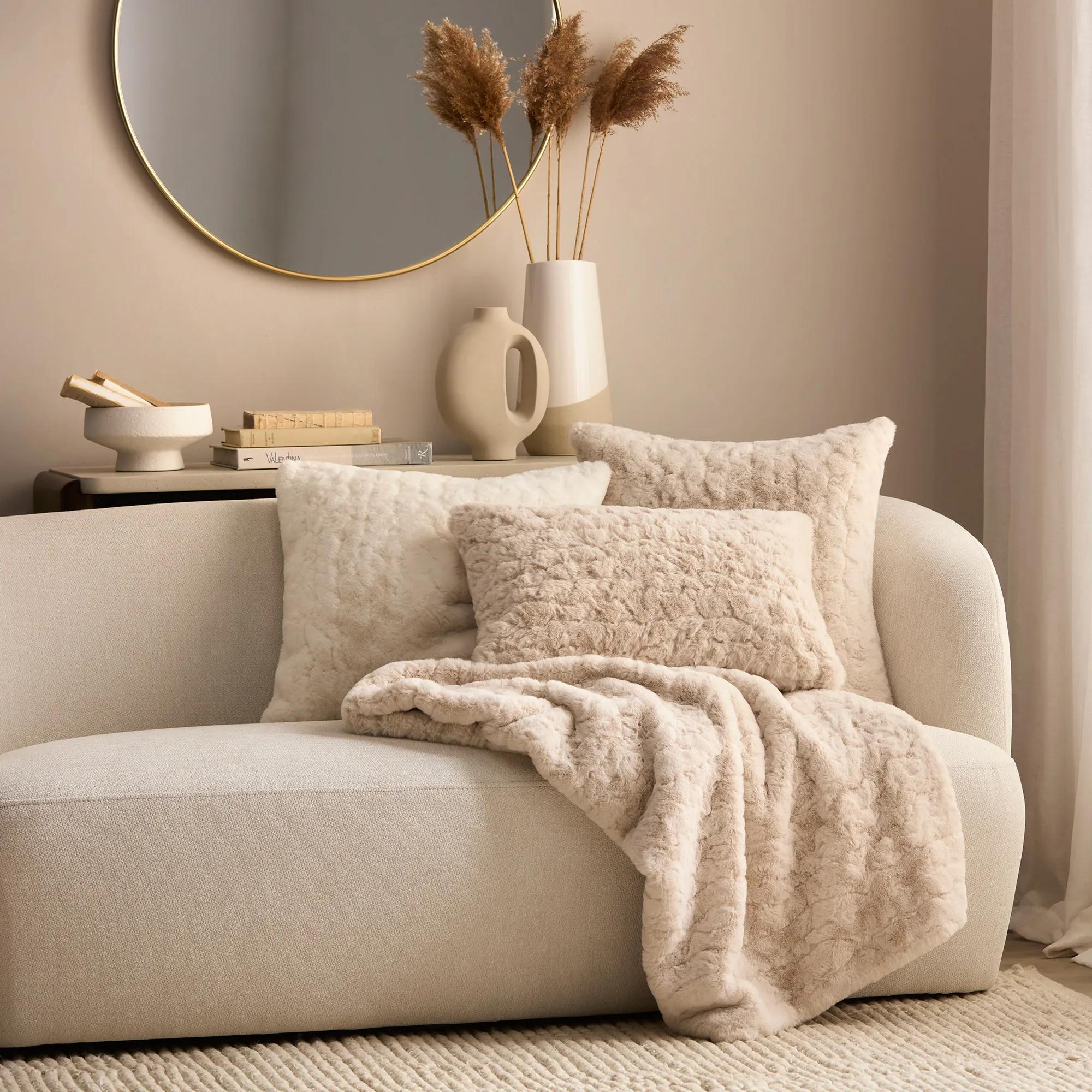 Oatmeal Sheep Faux Fur Throw mysite