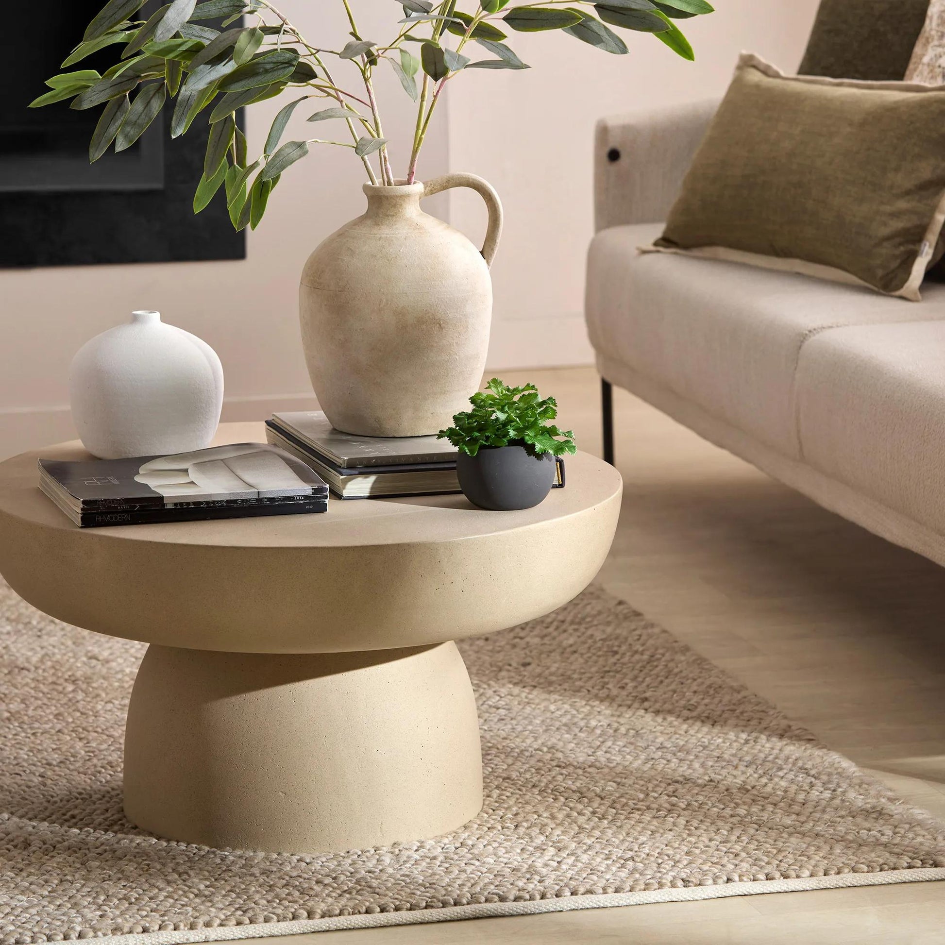 Ceramic Table Vase with Handle mysite